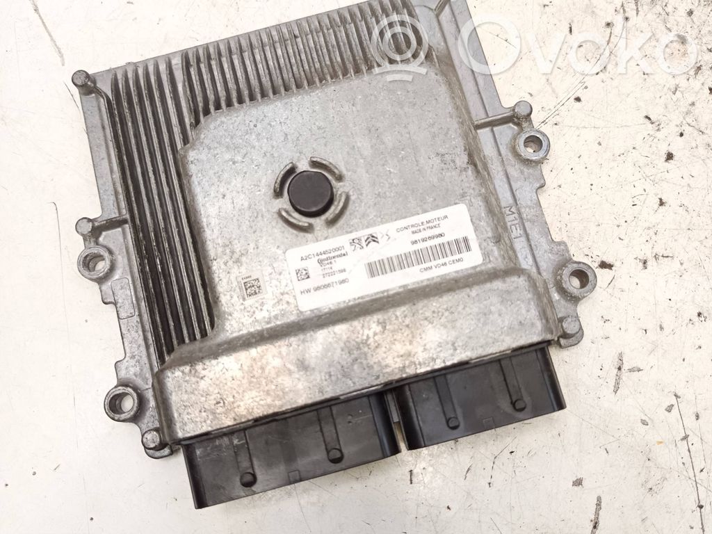 Opel Crossland X Engine control unit/module 