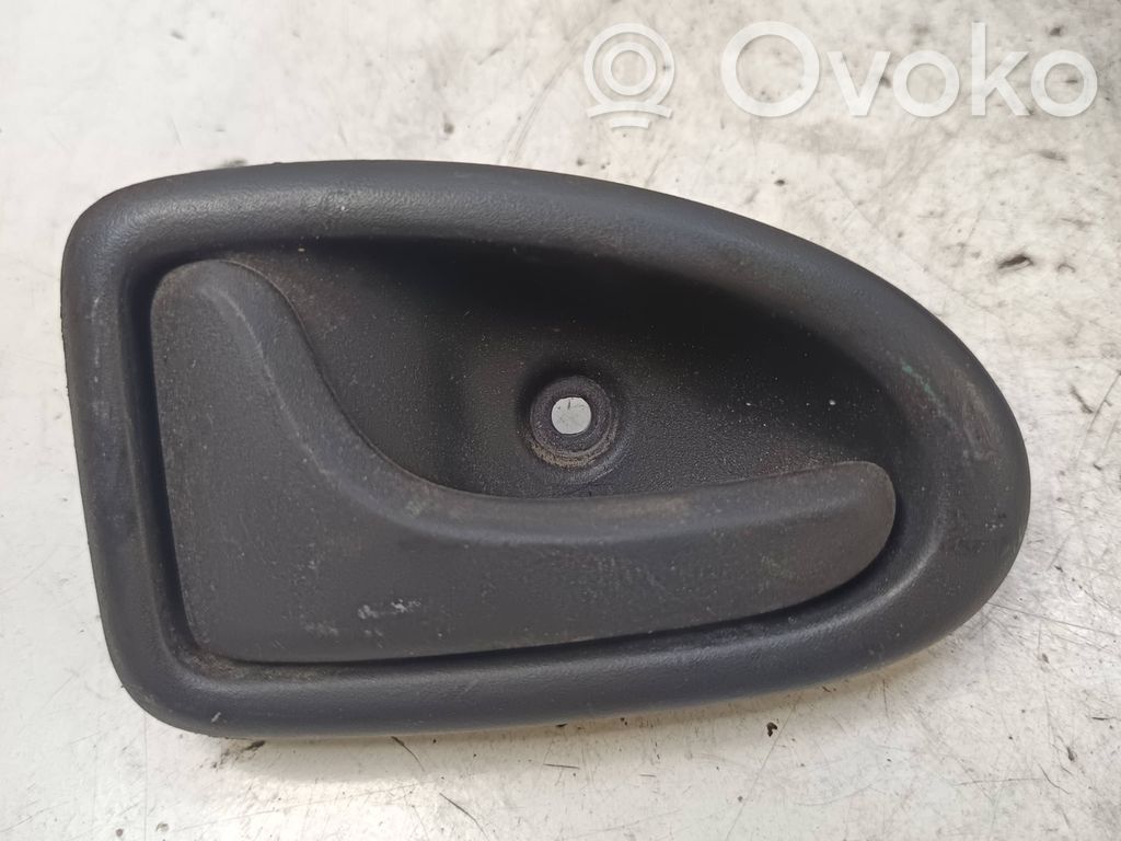 Opel Vivaro Iekšējais atvēršanas rokturītis 