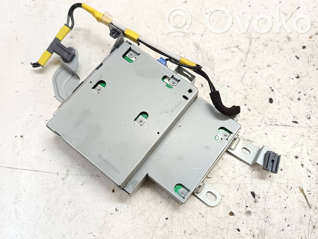 Mazda 6 Sound amplifier 