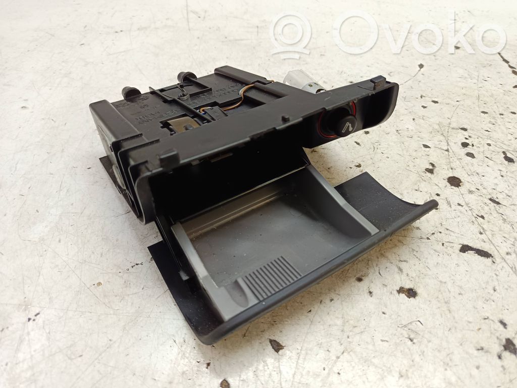 Audi TT Mk1 Ashtray (front) 