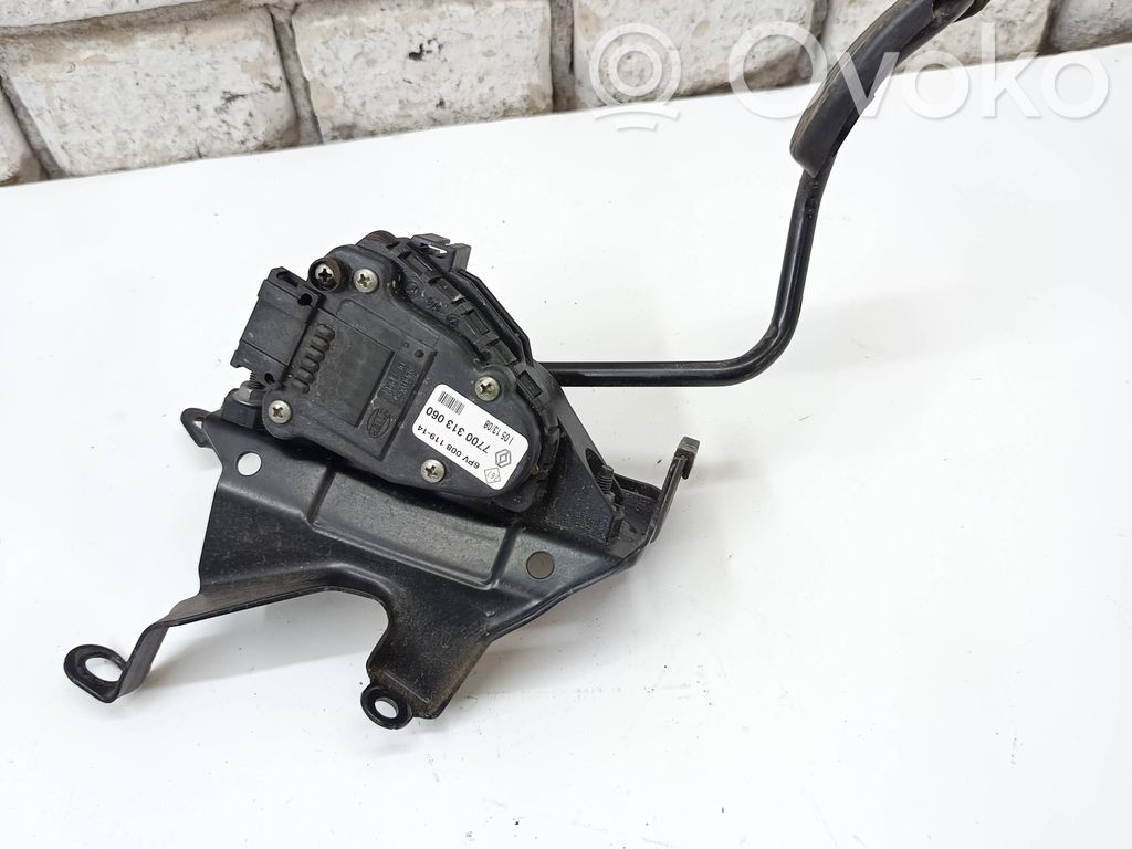 Renault Trafic II (X83) Gaspedal 