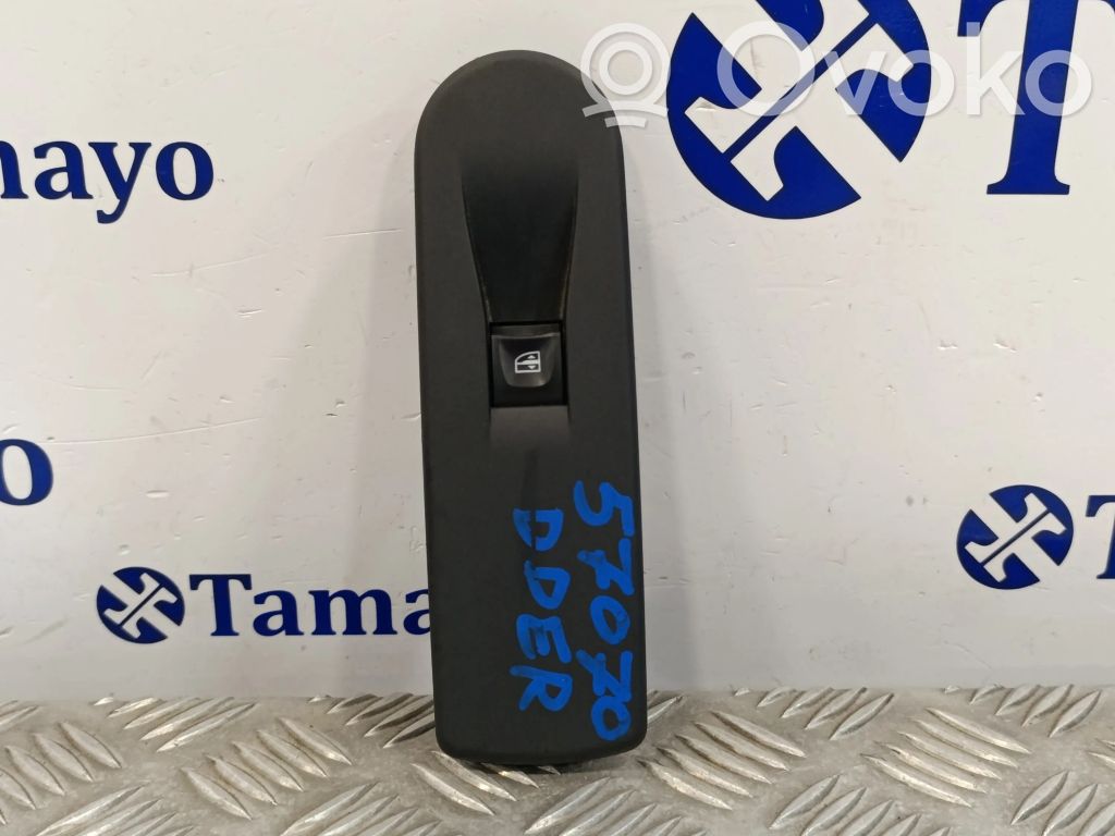 Renault Clio IV Electric window control switch 