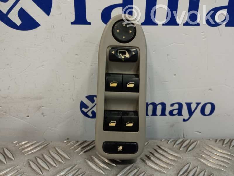 Citroen C5 Electric window control switch 