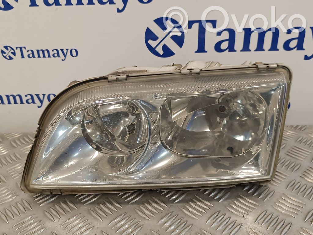 Volvo S40, V40 Headlight/headlamp 