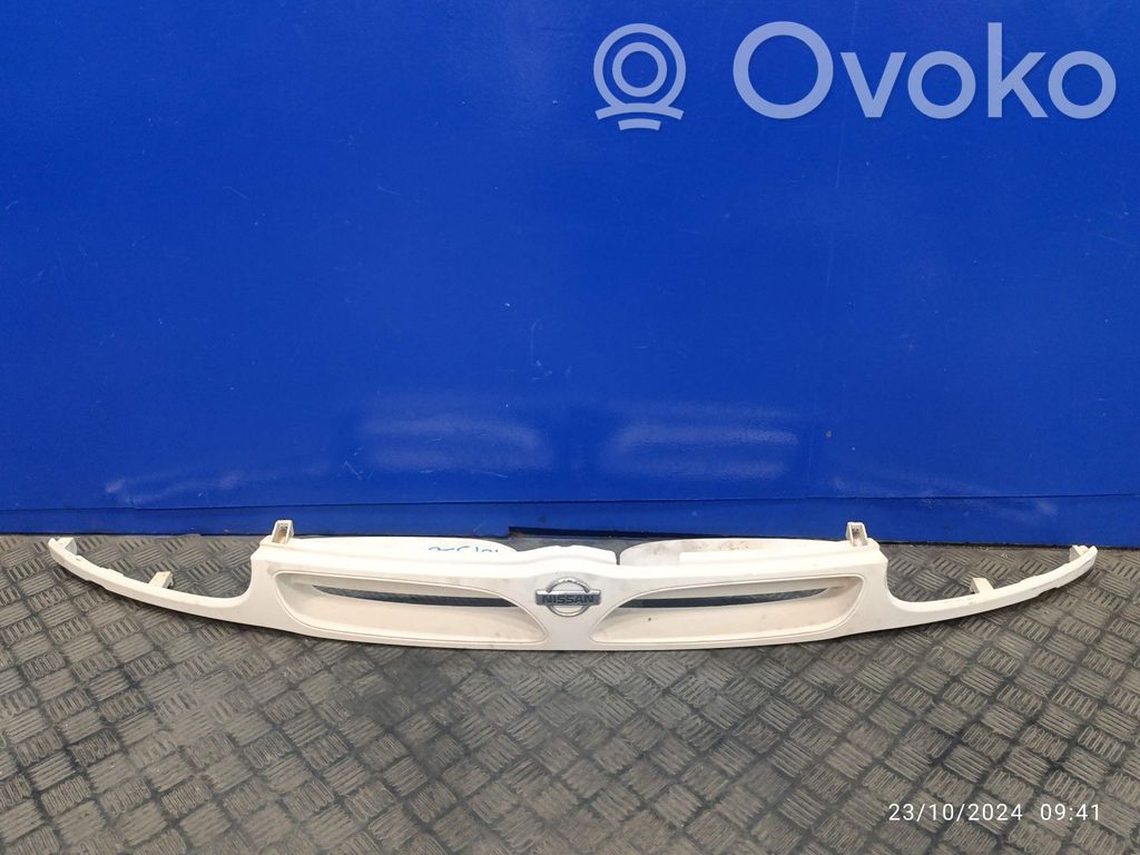 Nissan Serena Kühlergrill 