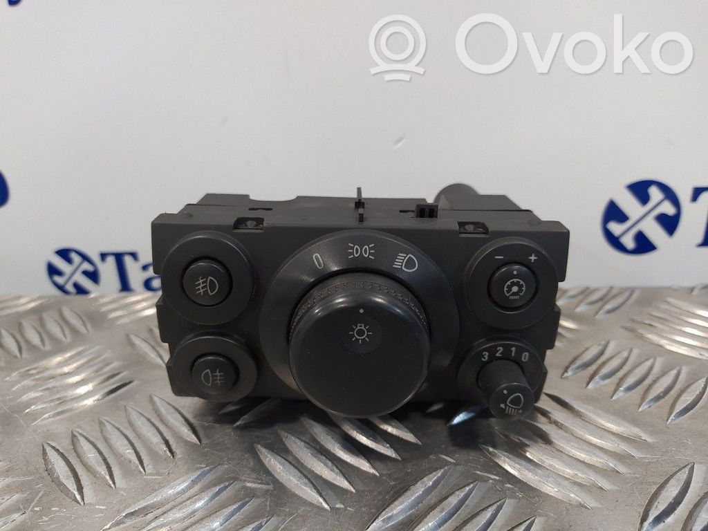 Interruptor de control del panel de luces   13198924,LK04063015