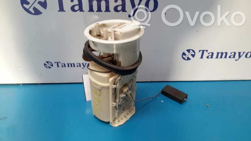 Bomba interna de combustible   8Z0919051