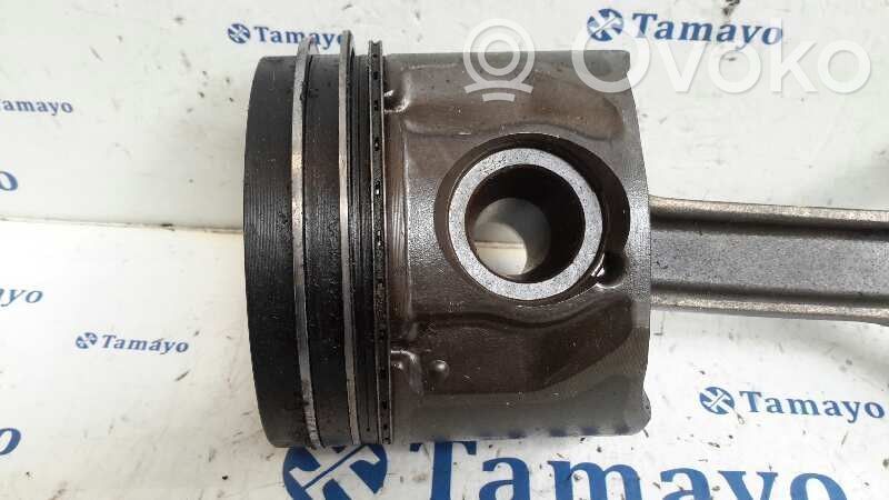Piston
