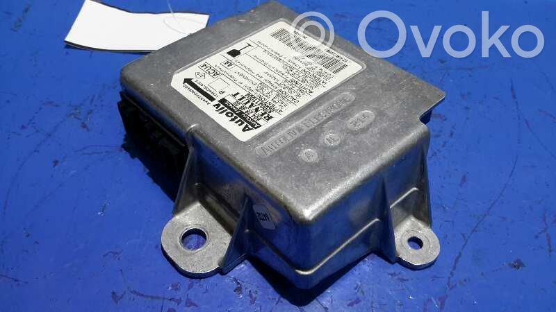 Renault Megane II Unitate/modul de comandă airbaguri 