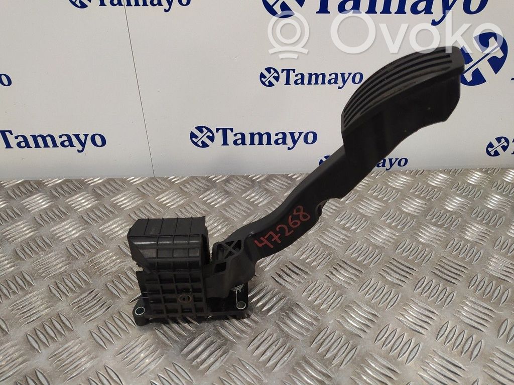 Acceleration sensor   CP17829