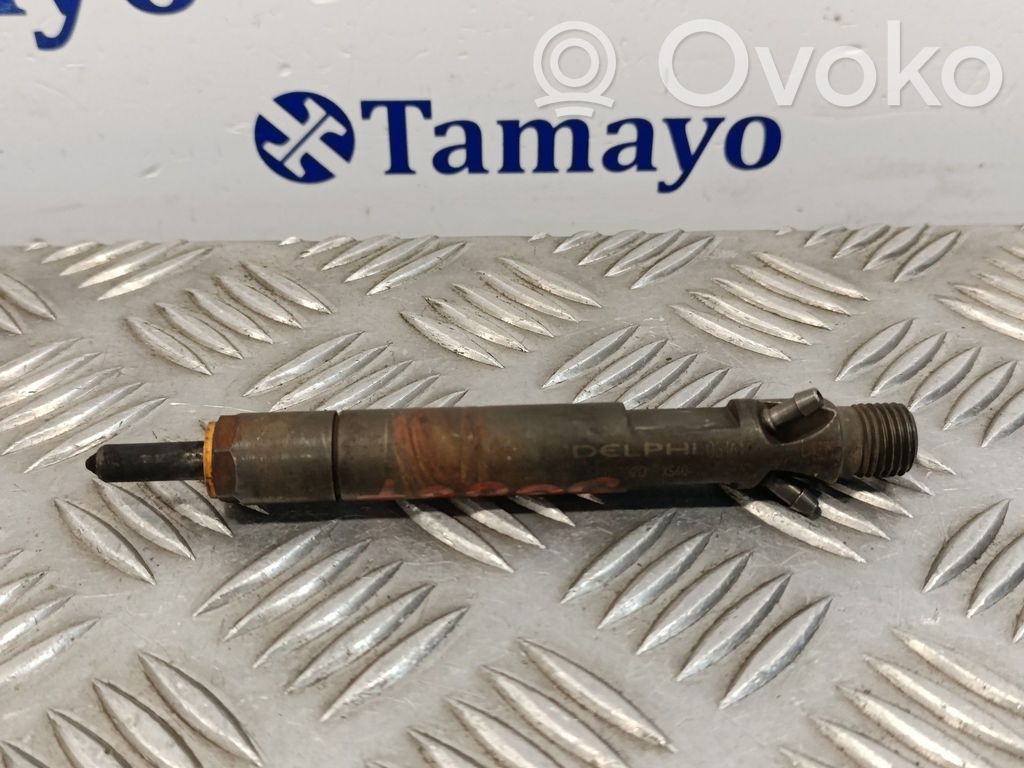 Inyector de combustible   JBB01702D
