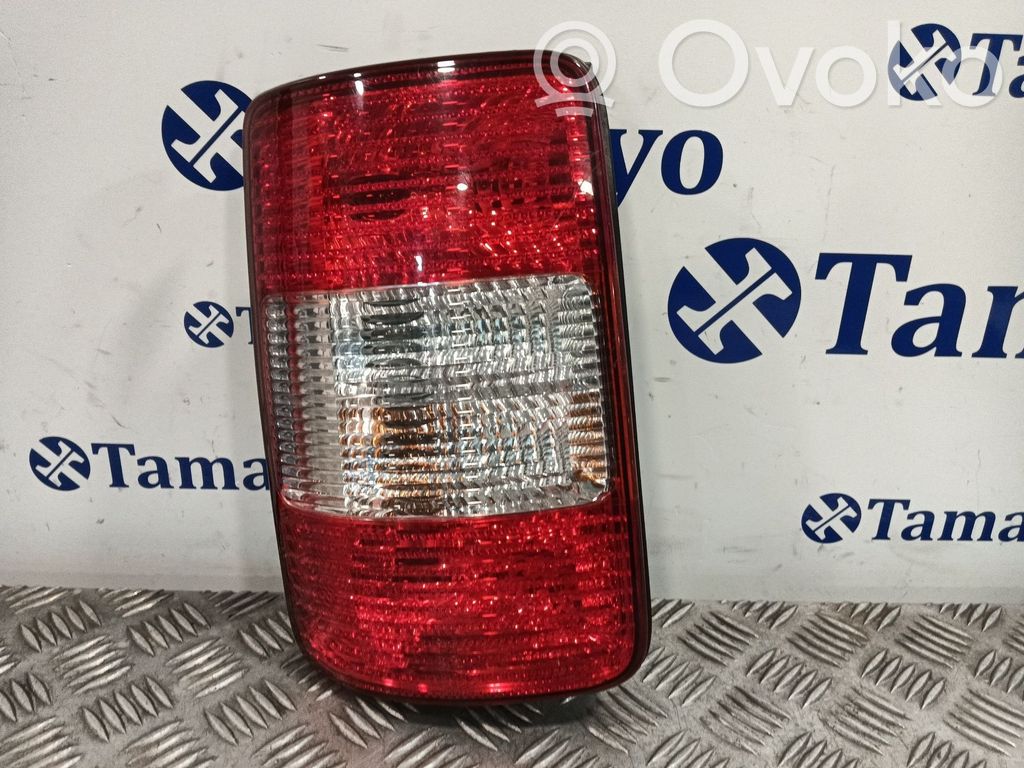 Lampa tylna   2K0945257A,2K0945111A