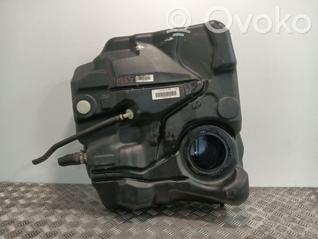 Volvo V40 Polttoainesäiliö 