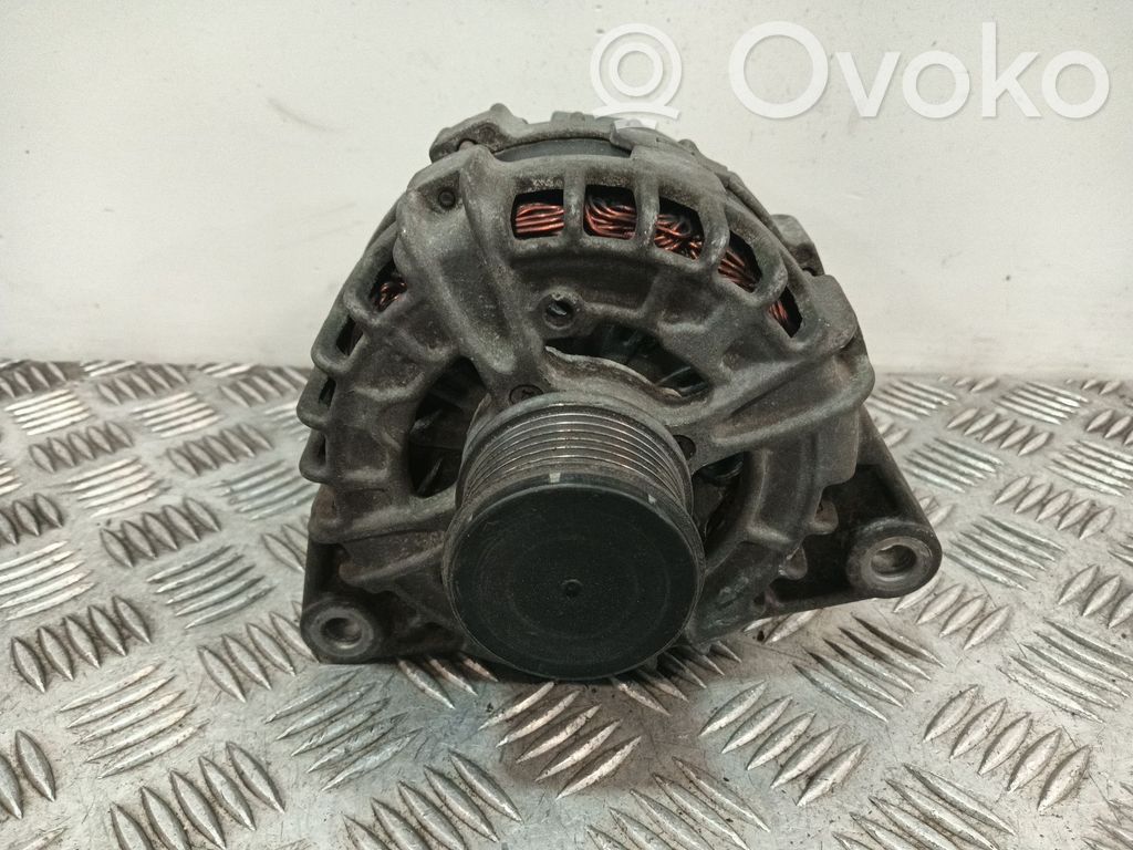 Iveco Daily 6th gen Alternador 