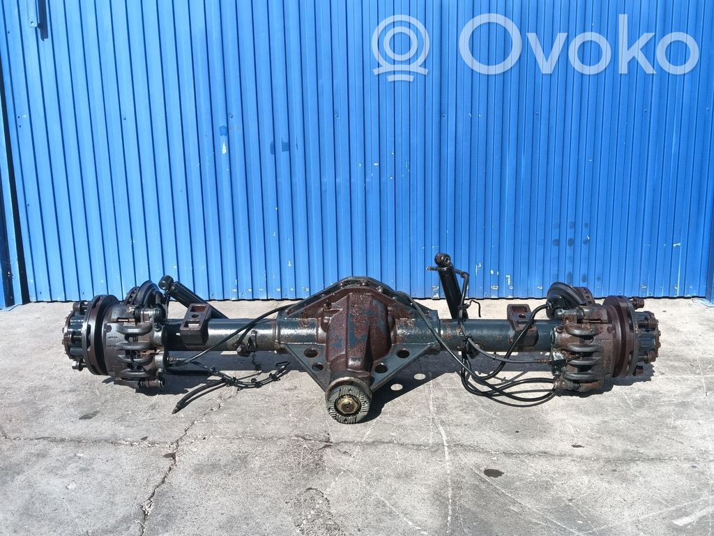 Iveco Daily 4th gen Eje trasero con reductor 