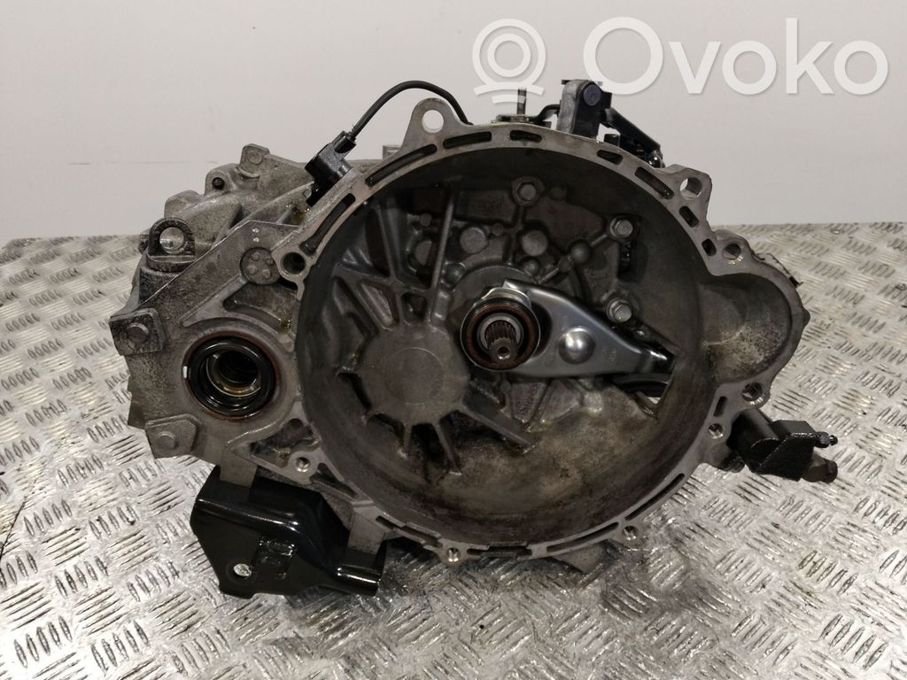KIA Sportage Cutie viteze manuală cu 5 trepte