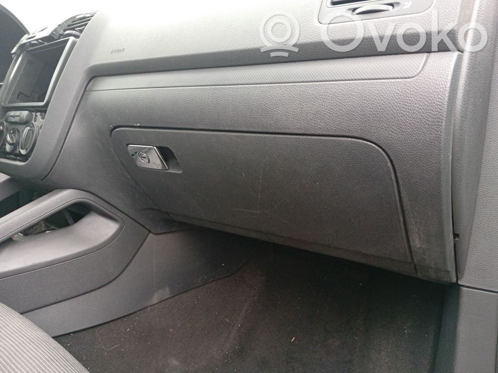 Volkswagen Golf SportWagen Boite à gants