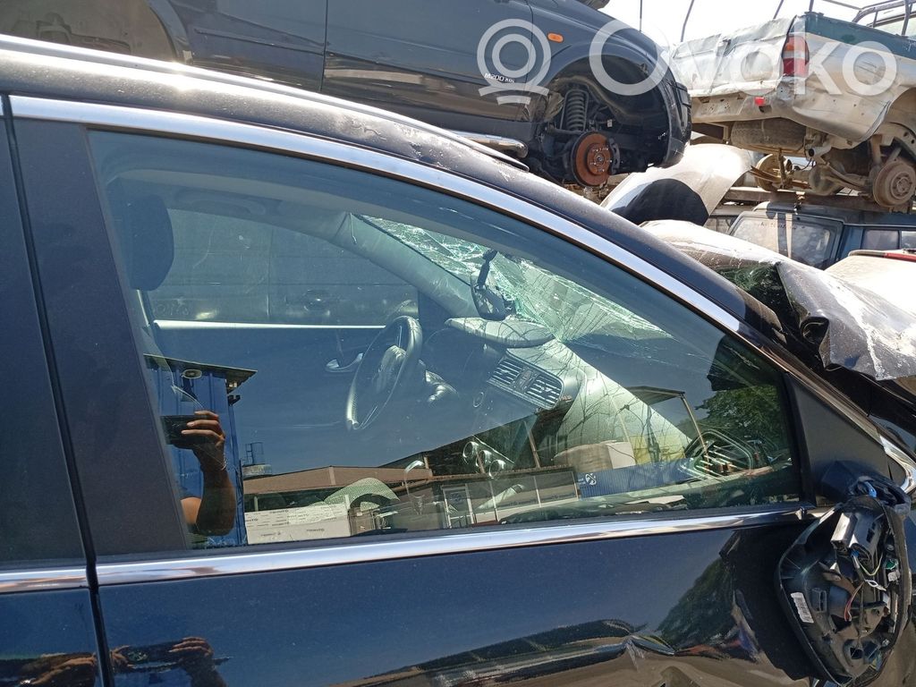 Renault Kadjar priekšējo durvju stikls (četrdurvju mašīnai) 