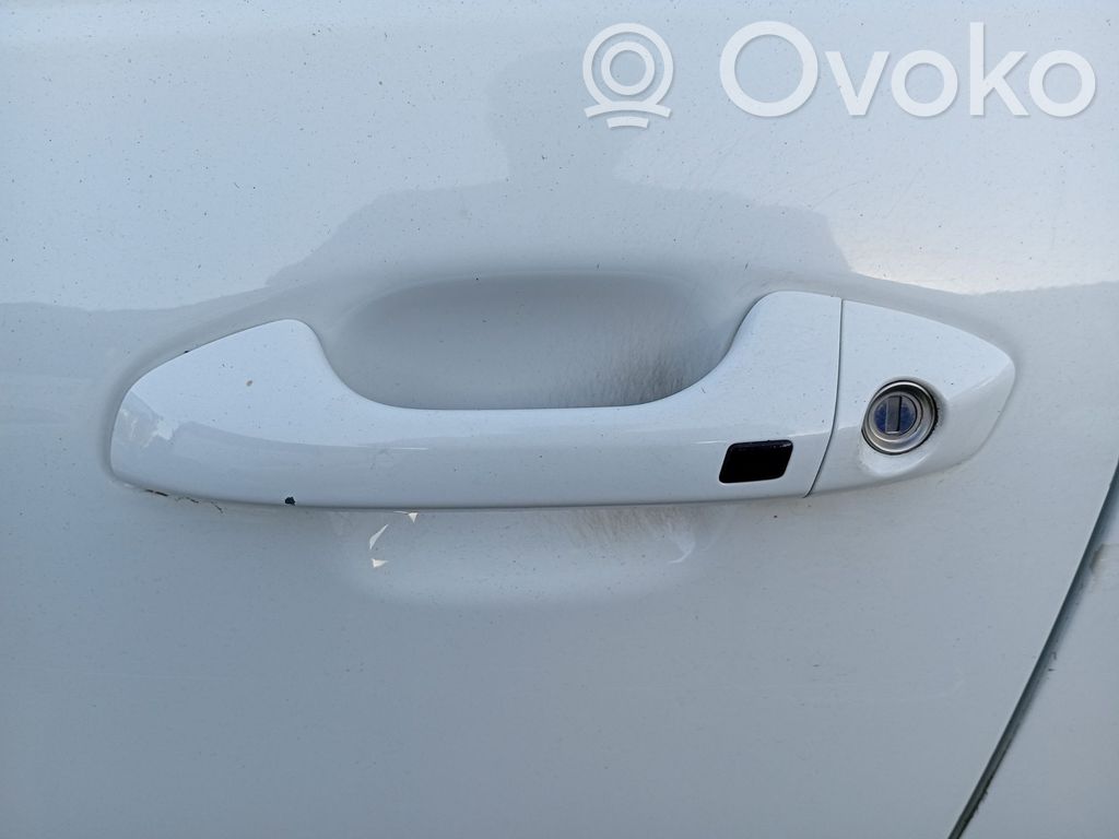 KIA Stonic Manecilla externa puerta delantera 