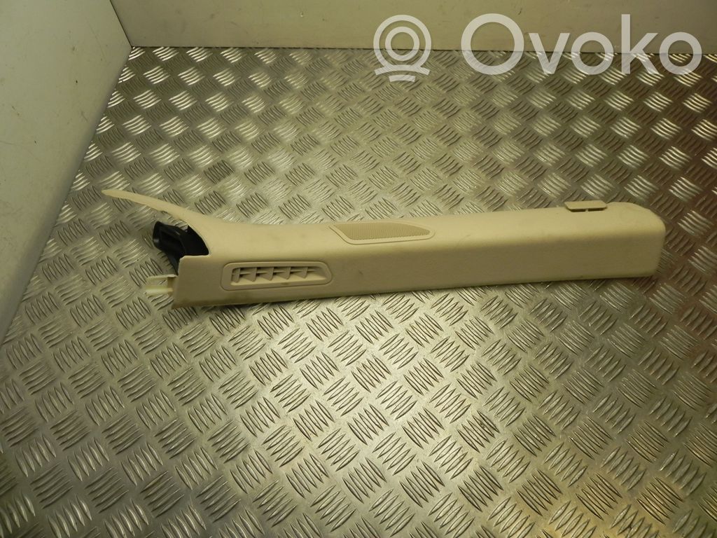 Maserati Levante Capac stâlp (A) 
