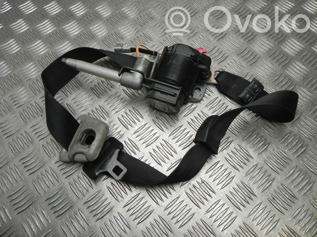 Mitsubishi Carisma Cinturón delantero 