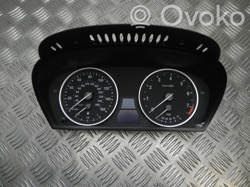 BMW 5 E60 E61 Nopeusmittari (mittaristo) 