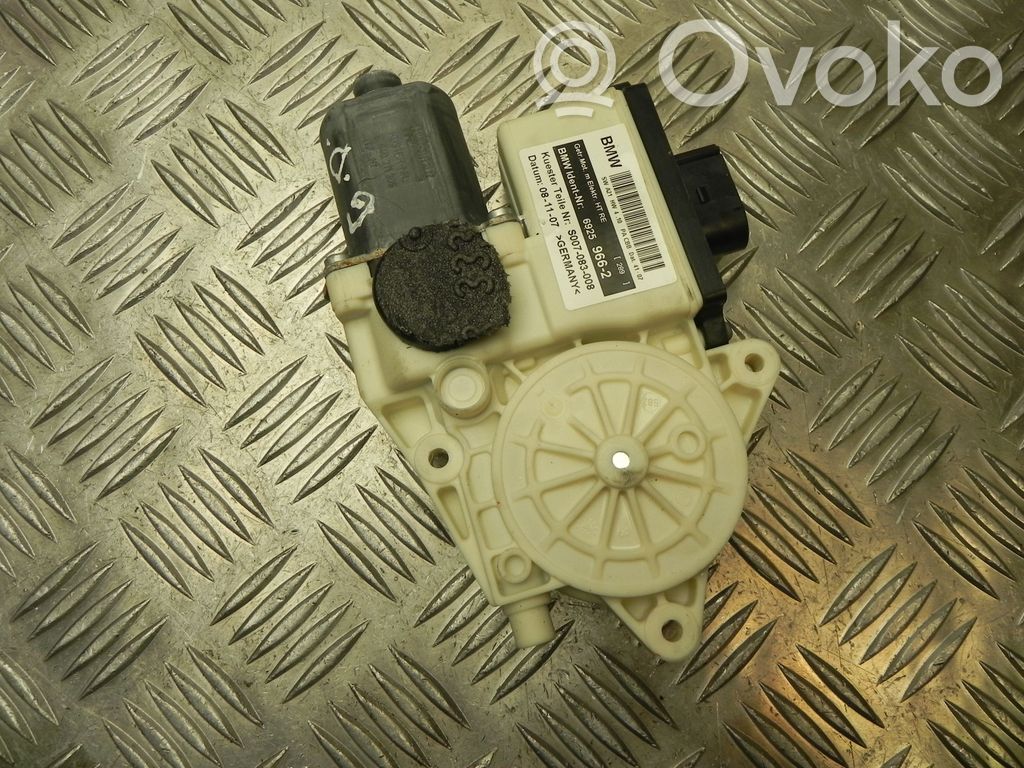 BMW 1 E81 E87 Motor del regulador de la ventanilla de la puerta delantera 