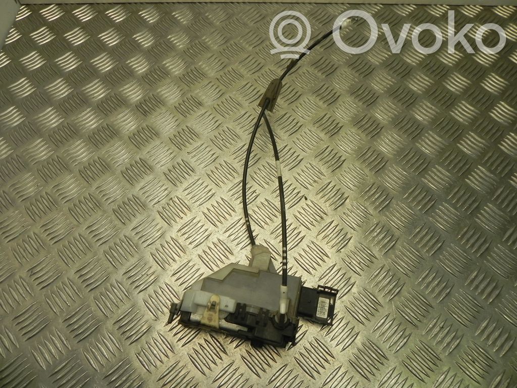 Peugeot 508 Loading door lock 