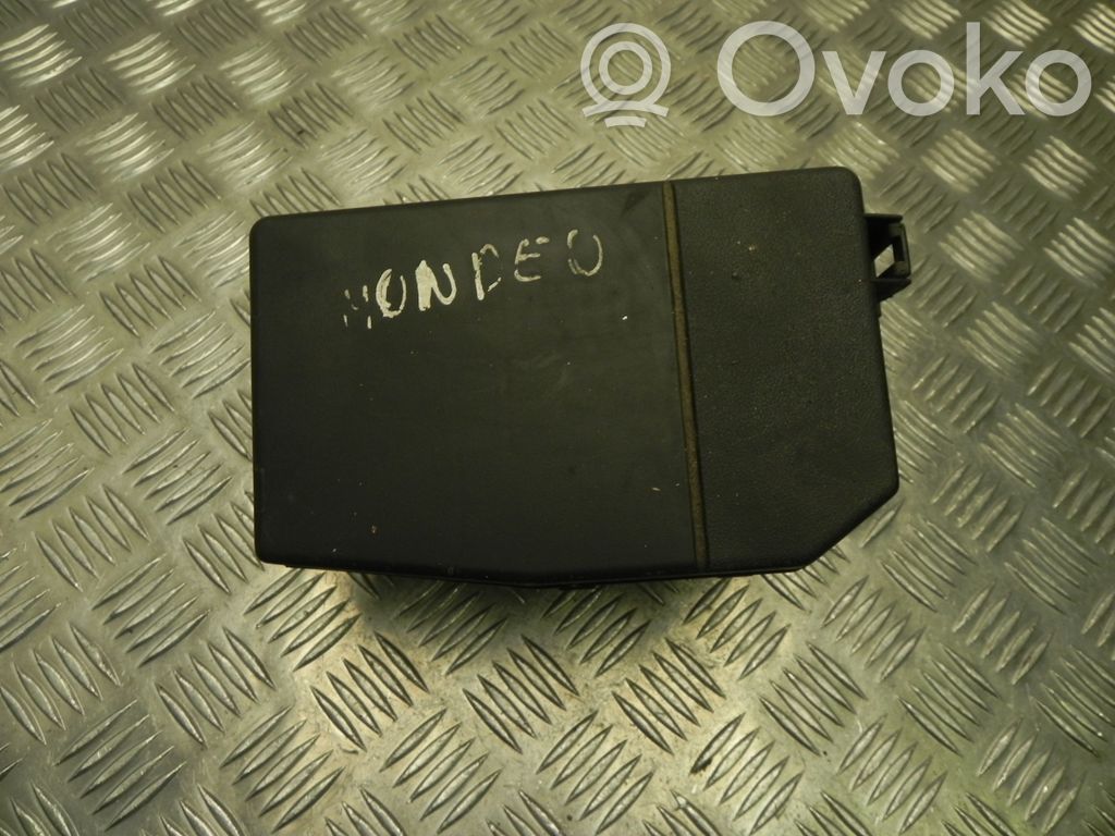 Ford Mondeo Mk III Set cutie siguranțe 