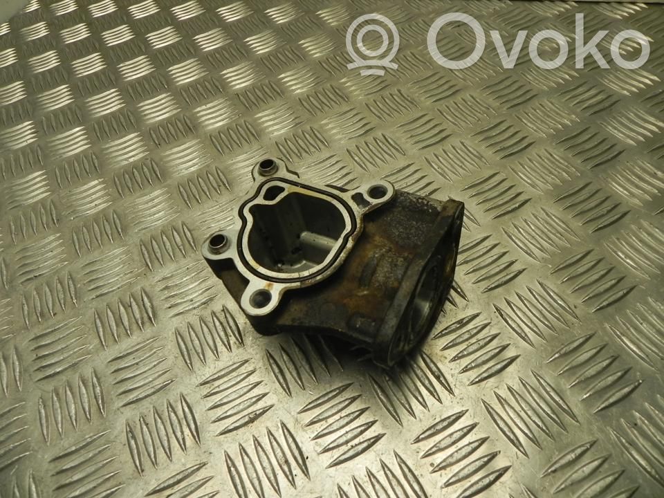 Łapa / Mocowanie silnika   EJ7E9B374AD,VD16966,VD16966
