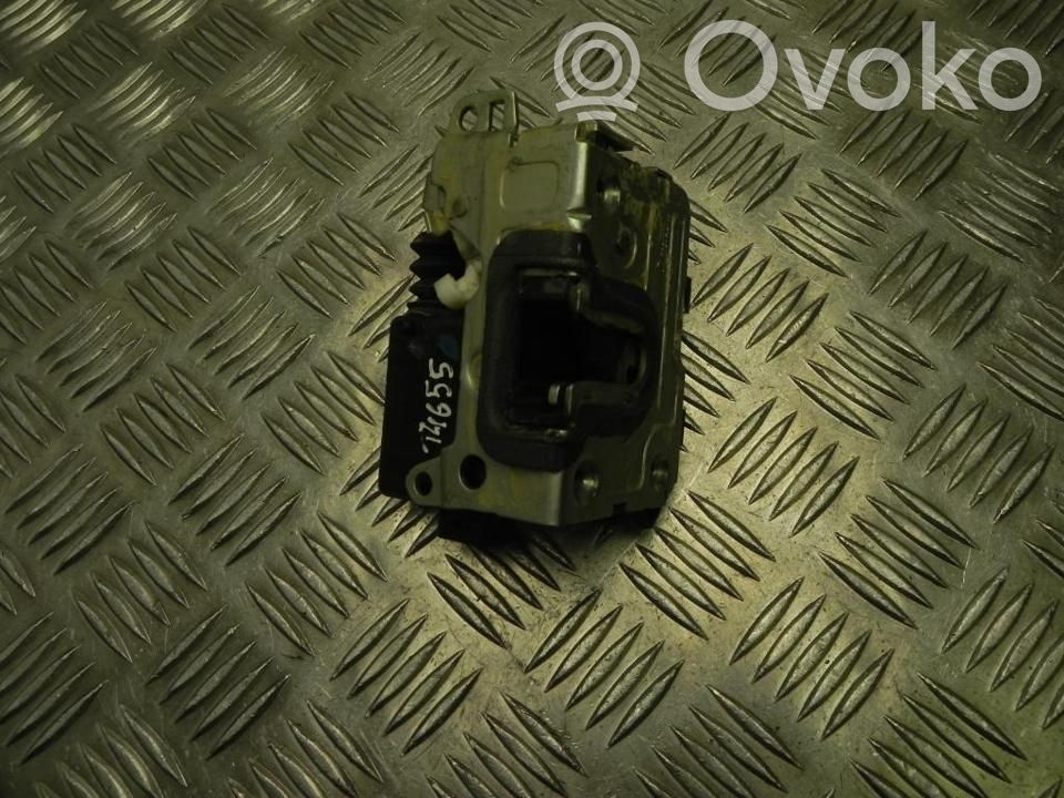 Dacia Duster Front door lock 