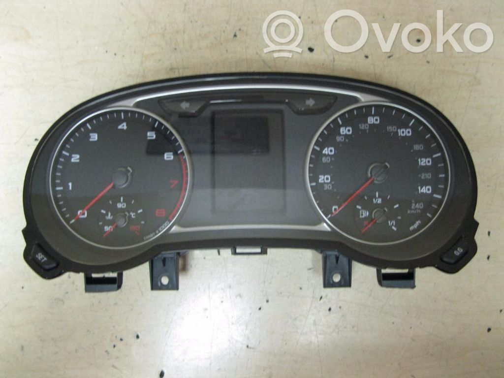 Audi A1 Speedometer (instrument cluster) 