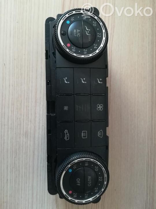 Mercedes-Benz R W251 Panel klimatyzacji 