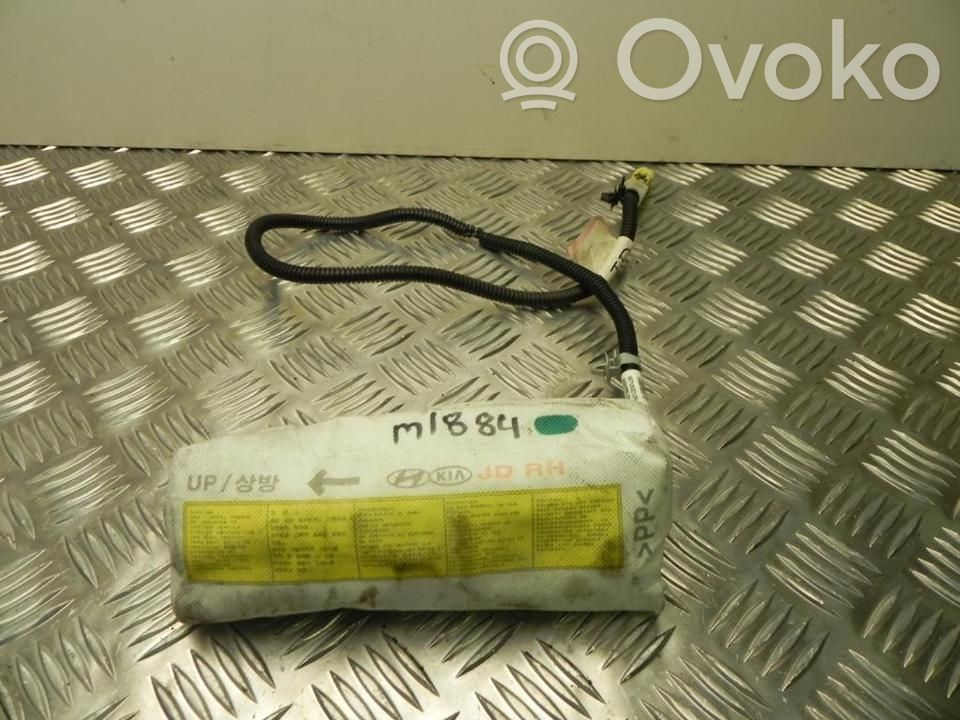 KIA Ceed Sānu drošības spilvens 