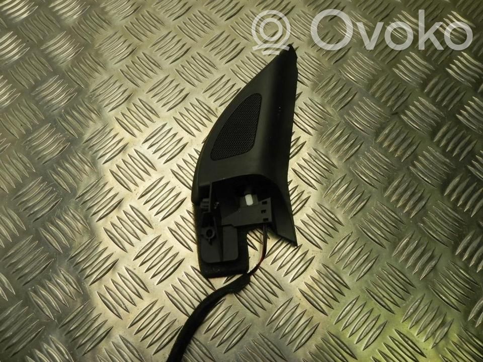 Volkswagen Golf V Front door high frequency speaker 