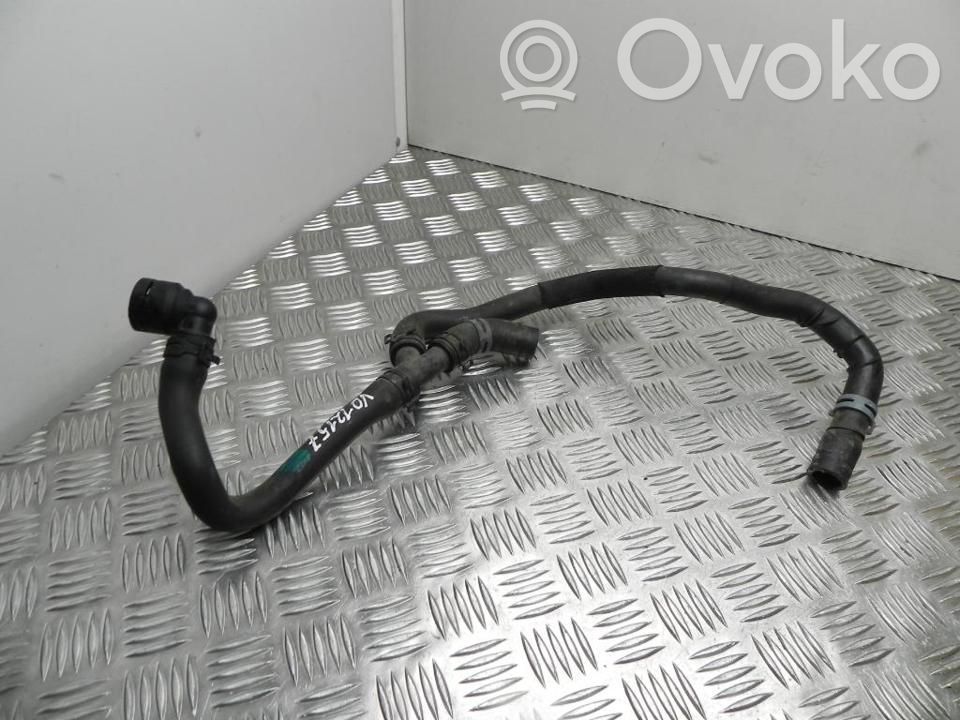 Skoda Yeti (5L) Engine coolant pipe/hose 