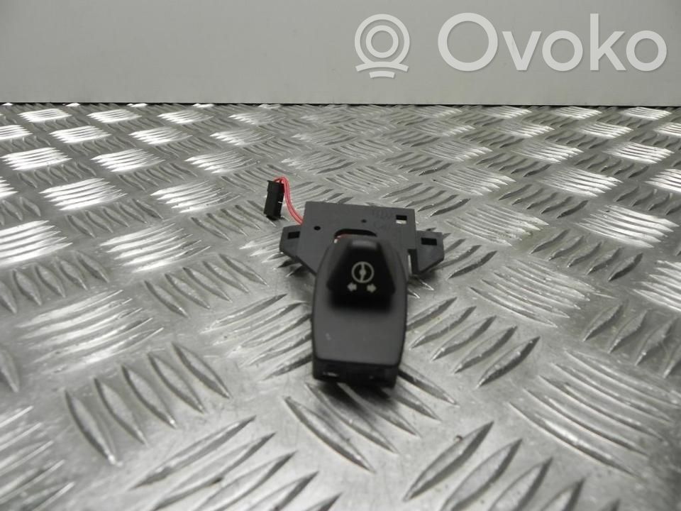 BMW 5 E60 E61 Steering wheel adjustment switch 