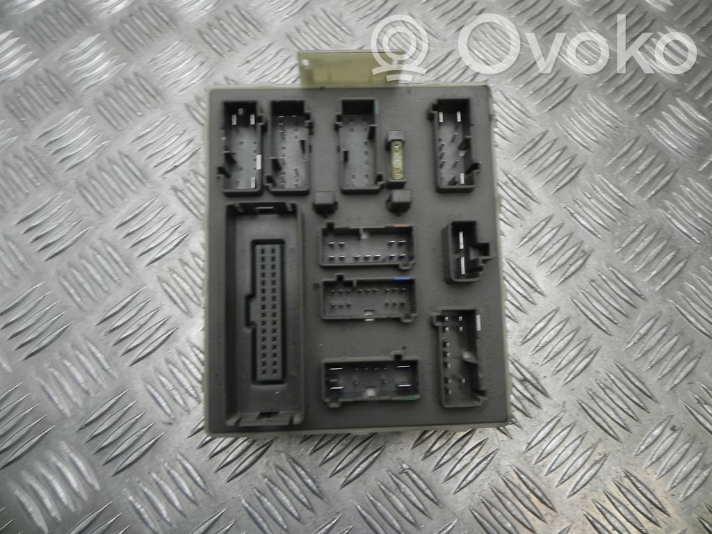 Fuse box set   98AG14A073CH,G3940,G3940