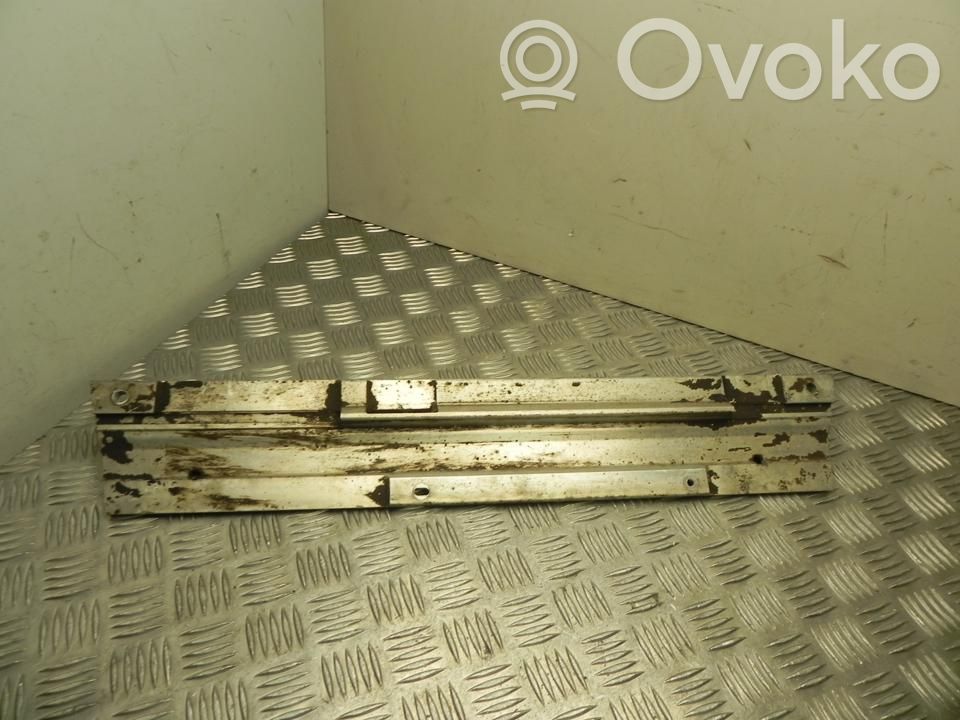 Tesla Model S Kita centrinė konsolės (tunelio) detalė 