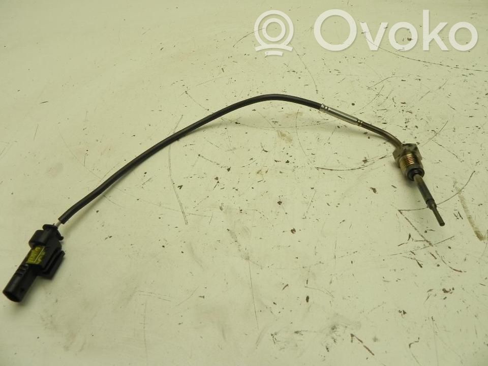 Vauxhall Astra K Rubber seal loading door 