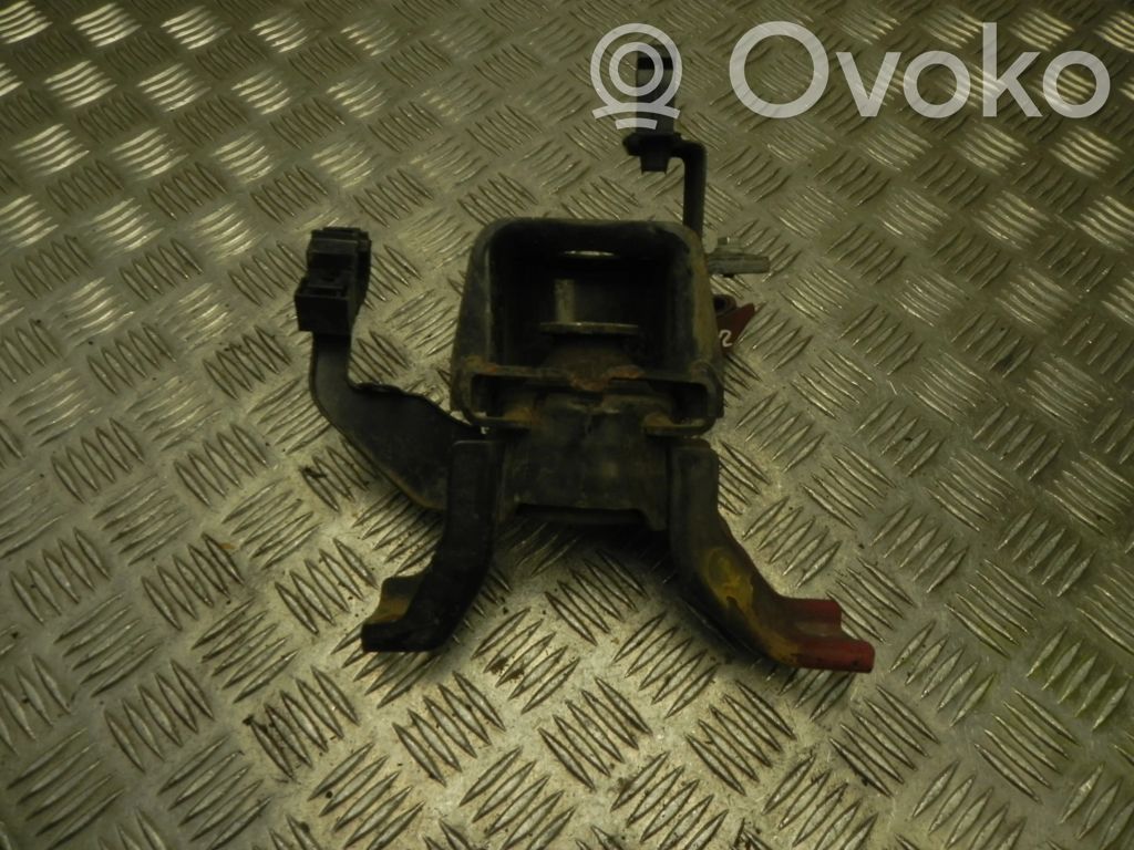 Soporte de montaje del motor   VD22939