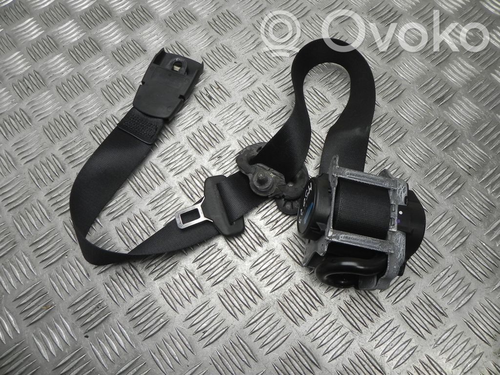 BMW 2 F46 Cinturón delantero 