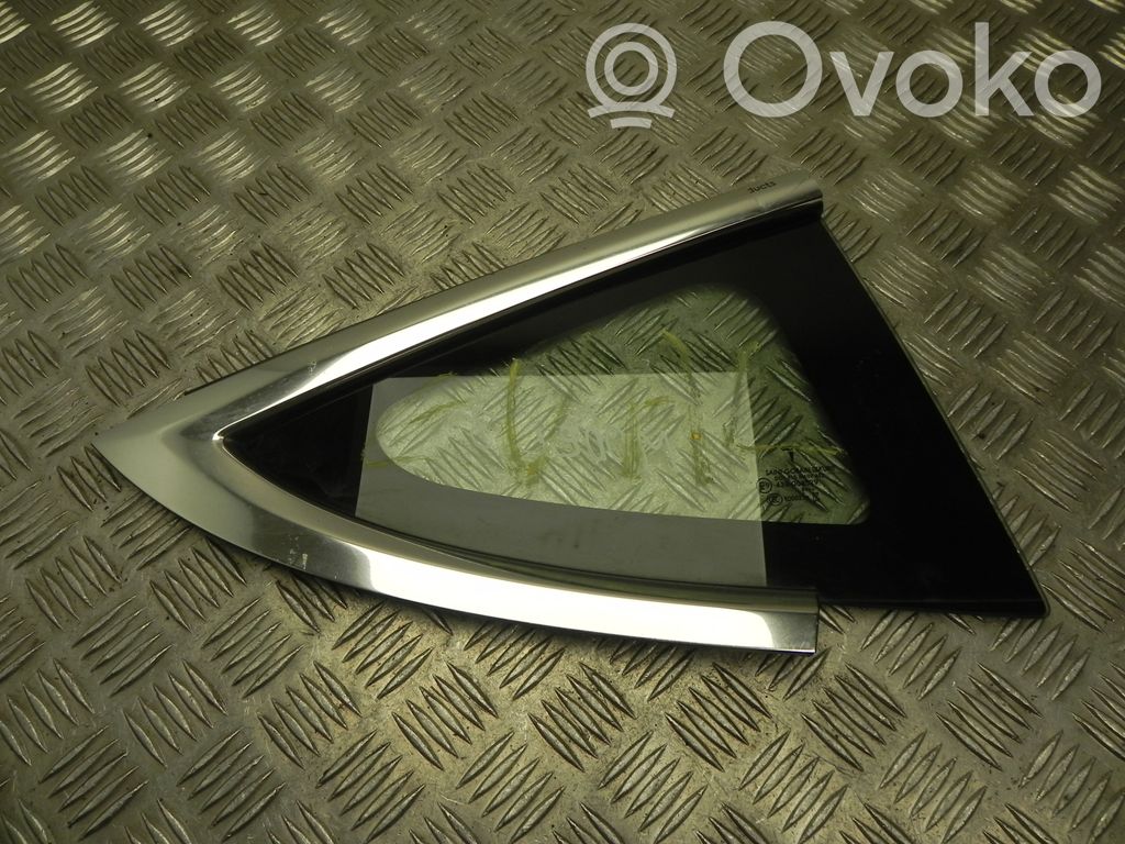 Tesla Model 3 Finestrino/vetro lato centrale 