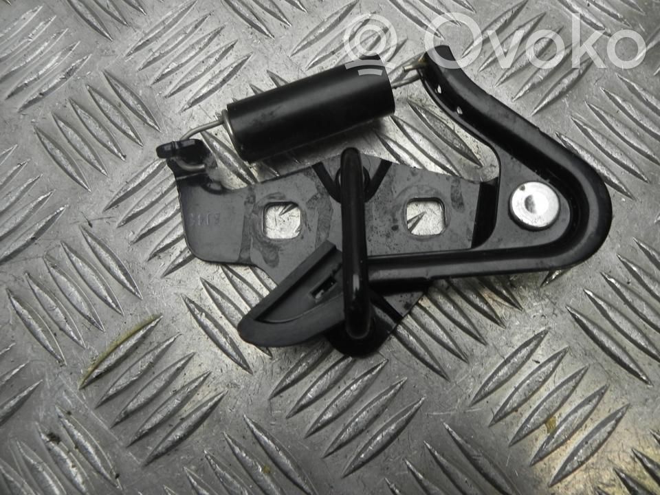 Ford Mustang VI Rear door lock loop/hook striker 