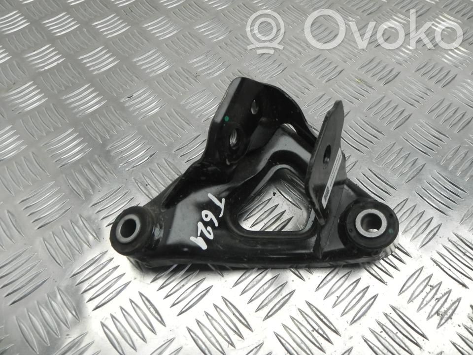 Łapa / Mocowanie silnika   111023300C,VD25168