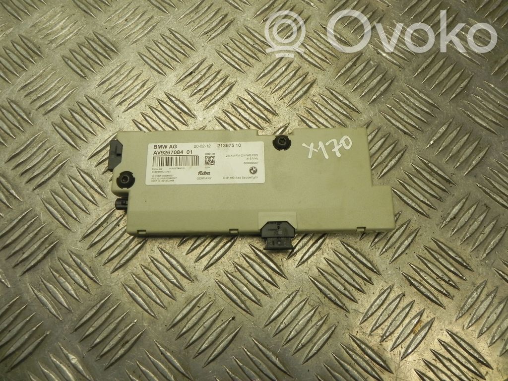 BMW 5 F10 F11 Aerial antenna amplifier 