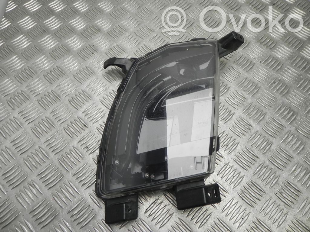 Etusumuvalo   100599900C,A3821