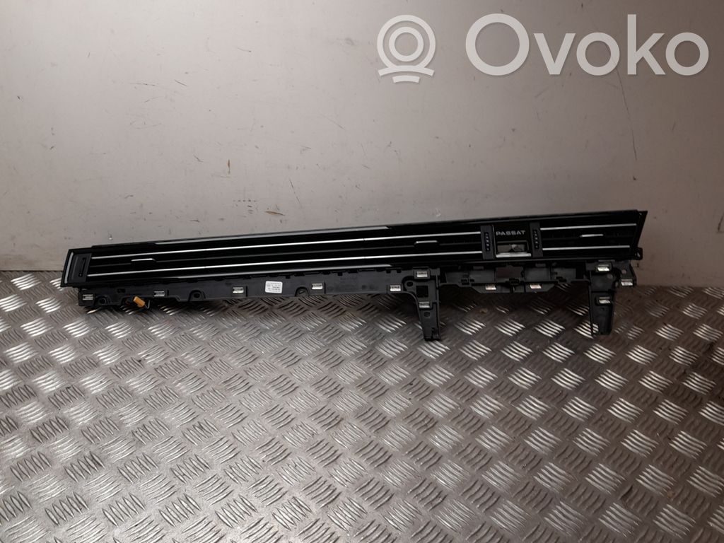 Volkswagen PASSAT B8 Rejilla de ventilación central del panel