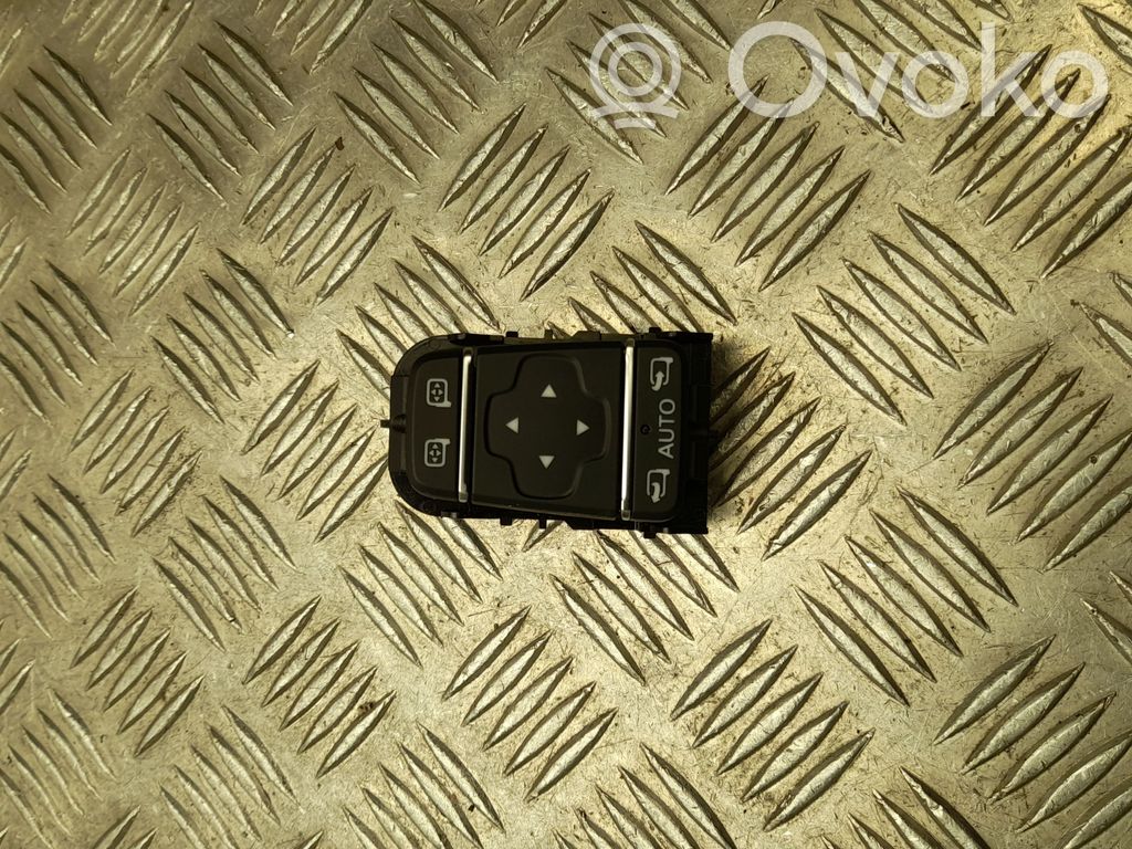 Renault Zoe Electric window control switch 