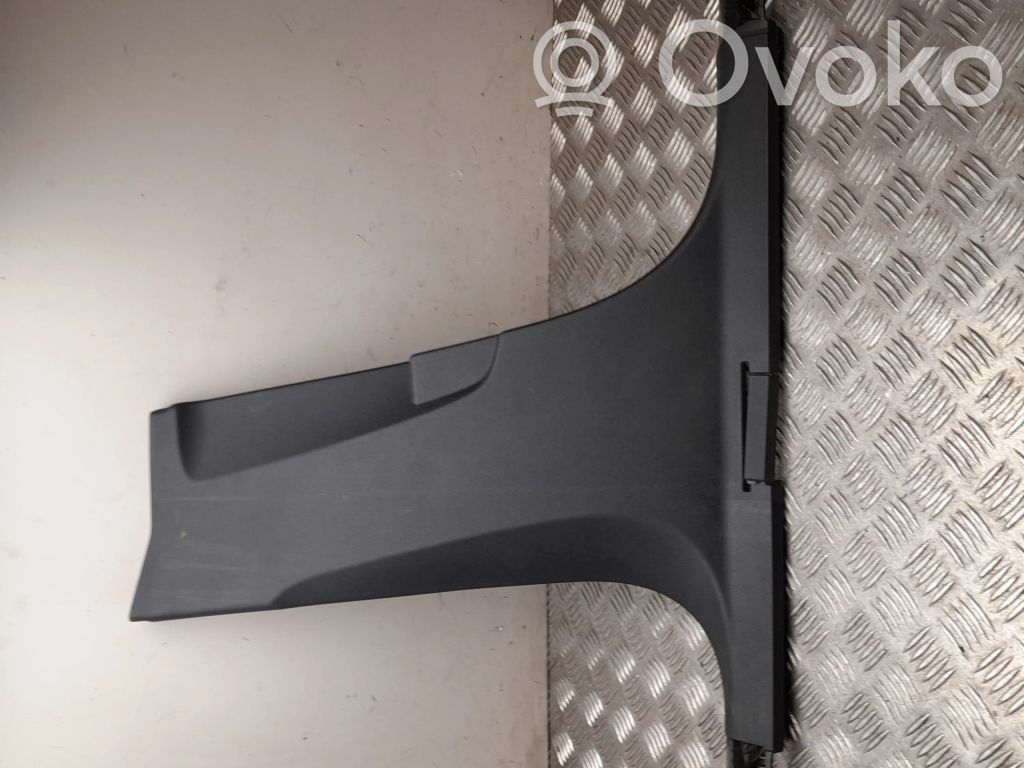 Volkswagen Golf VIII Rivestimento montante (B) (fondo)